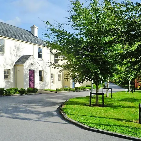 Terraced Houses Bunratty Eir021014 Iyc Holiday home